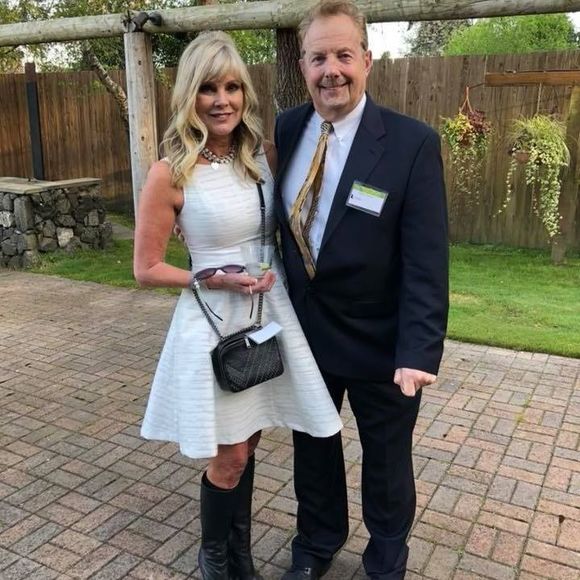 Meet the Posher Other - Meet your Posher, Mindy